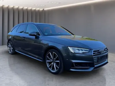 Gebraucht Audi A4 S-line plus 190 PS (139 kW) 2018 Grau Kombi