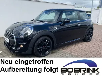 Gebraucht Mini John Cooper Works 102 PS (75 kW) 2018 Schwarz Kleinwagen