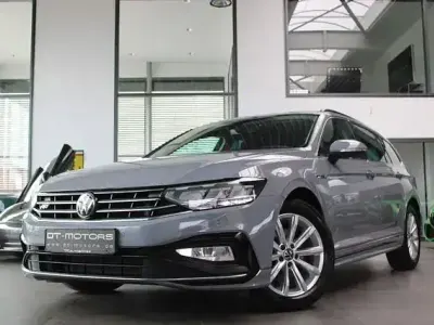 Gebraucht VW Passat Sport 150 PS (110 kW) 2023 Grau Kombi