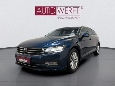 Blau Gebraucht 2023 VW Passat Business Kombi | 24.899 € (Guter Preis)