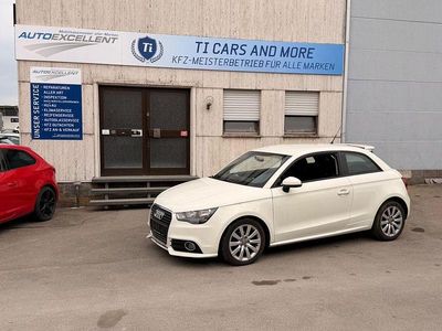 Gebraucht Audi A1 Attraction 86 PS (63 kW) 2011 Weiß Kleinwagen