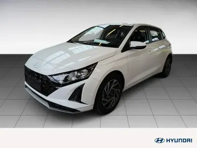 Gebraucht Hyundai i20 Trend 101 PS (74 kW) 2025 Weiß Kleinwagen