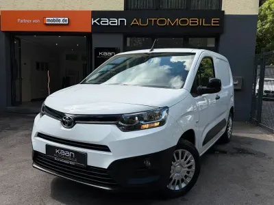 Gebraucht Toyota Proace City City 102 PS (75 kW) 2022 Weiß Van / Kleinbus