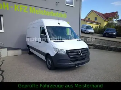 Używany Mercedes Sprinter 114 KM (83 kW) 2020 Biały Van