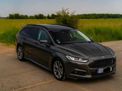 Gebraucht Ford Mondeo ST-Line 150 PS (110 kW) 2017 Silber Kombi