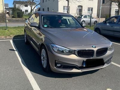 Beige Gebraucht 2015 BMW 318 Gran Turismo Limousine | 13.650 € (Fairer Preis)