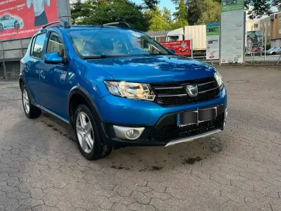 Gebraucht Dacia Sandero Prestige 90 PS (66 kW) 2017 Blau Limousine