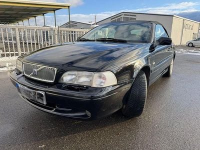 Second-hand Volvo C70 Comfort 163 CP (119 kW) 2002 Negru Cabrio