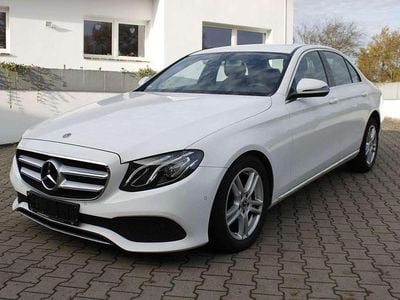 Gebraucht Mercedes E220 194 PS (142 kW) 2017 Weiß Limousine