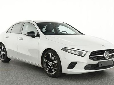 Gebraucht Mercedes A200 Night 163 PS (119 kW) 2020 Weiß Limousine