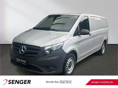 Gebraucht Mercedes Vito 163 PS (119 kW) 2023 Silber Van