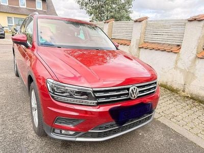 Gebraucht VW Tiguan 190 PS (139 kW) 2019 Rot SUV