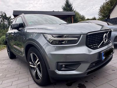 Second-hand Volvo XC40 R-Design 247 CP (181 kW) 2018 Gri SUV