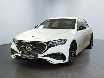 Gebraucht Mercedes E200 AMG 204 PS (150 kW) 2025 Weiß Limousine