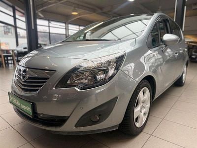 Gebraucht Opel Meriva Innovation 140 PS (102 kW) 2011 Silber Van / Kleinbus