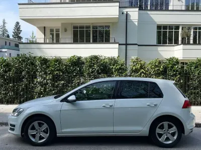 Gebraucht VW Golf VII 150 PS (110 kW) 2015 Weiß Limousine