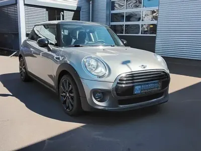 Gebraucht Mini Cooper 136 PS (100 kW) 2018 Silber Kleinwagen