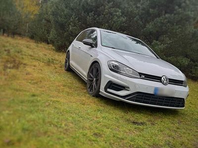 Gebraucht VW Golf VII R 310 PS (228 kW) 2018 Weiß Kleinwagen