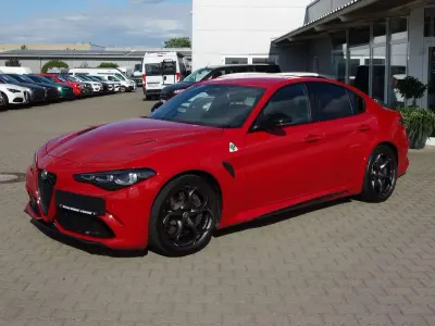 Gebraucht Alfa Romeo Giulia Quadrifoglio 519 PS (381 kW) 2024 Rosso alfa Limousine