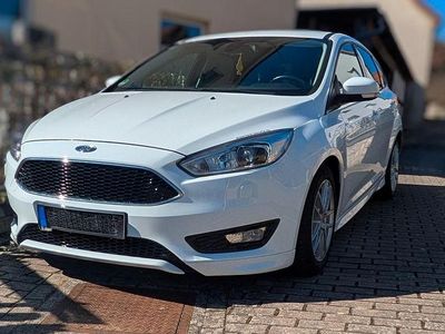 Gebraucht Ford Focus Titanium 150 PS (110 kW) 2016 Weiß Limousine