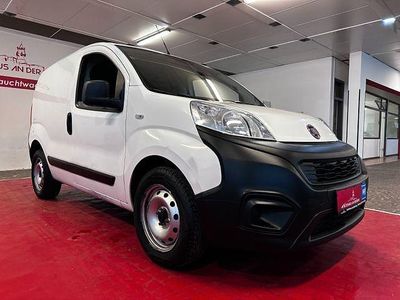 Gebraucht Fiat Fiorino Basis 80 PS (58 kW) 2021 Weiß Van / Kleinbus