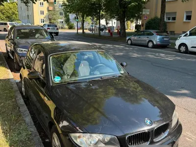 Gebraucht BMW 120 177 PS (130 kW) 2009 Schwarz Kleinwagen