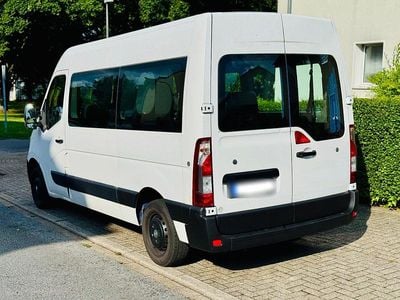 Second-hand Opel Movano 110 CP (80 kW) 2015 Albastru Monovolum