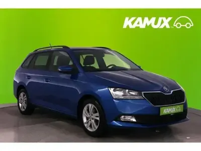 Gebraucht Skoda Fabia Ambition 95 PS (69 kW) 2022 Modra race/race blue Kleinwagen