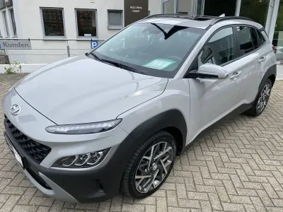 Gebraucht Hyundai Kona Trend 105 PS (77 kW) 2023 Grau SUV