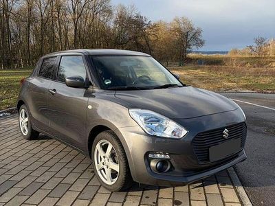 Grau Gebraucht 2017 Suzuki Swift Kleinwagen | 9.700 € (Fairer Preis)