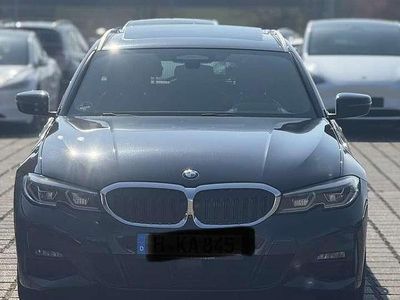 Używany BMW 320 190 KM (139 kW) 2020 Czarny Kombi