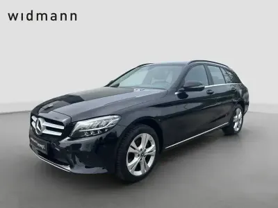 Gebraucht Mercedes C220 194 PS (142 kW) 2020 Unilack schwarz uni Kombi