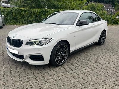 BMW M235