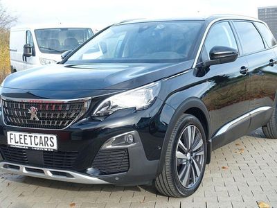 Schwarz Gebraucht 2020 Peugeot 5008 Allure Van / Kleinbus | 21.950 € (Fairer Preis)
