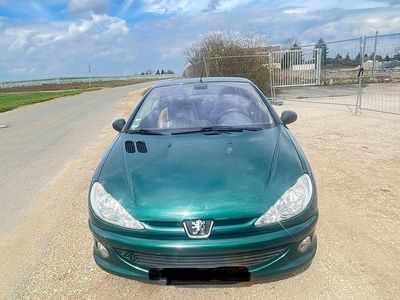 Gebraucht Peugeot 206 CC Roland Garros 109 PS (80 kW) 2003 Grün Cabrio
