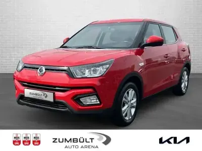 Usata SsangYong Tivoli 128 CV (94 kW) 2018 Rosso SUV