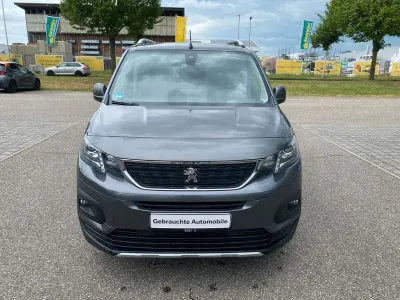 Gebraucht Peugeot Rifter Allure 131 PS (96 kW) 2021 Grau Van / Kleinbus