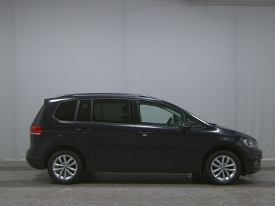 gebraucht VW Touran 1.6 TDI Comf. Navi PDC Shz ACC