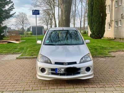 gebraucht Daihatsu YRV 2001 Automatik