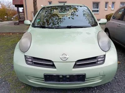 Usata Nissan Micra 90 CV (66 kW) 2004 Verde Utilitaria