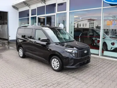 Neu Ford Tourneo Courier 125 PS (91 kW) 2026 Schwarz Van / Kleinbus