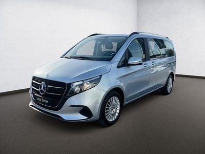 Gebraucht Mercedes V220 163 PS (119 kW) 2025 Hightechsilber Van / Kleinbus
