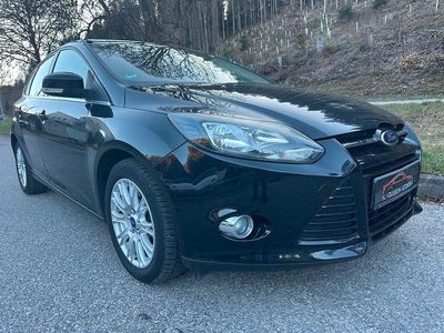 Gebraucht Ford Focus Titanium 125 PS (91 kW) 2012 Schwarz Limousine