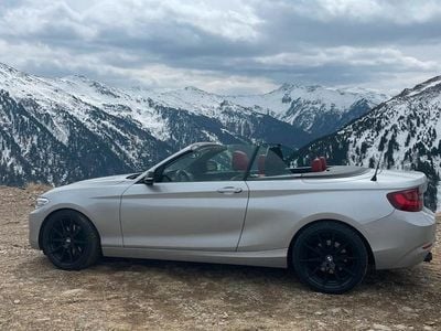 Gebraucht BMW 220 Sport Line 190 PS (139 kW) 2015 Silber Cabrio