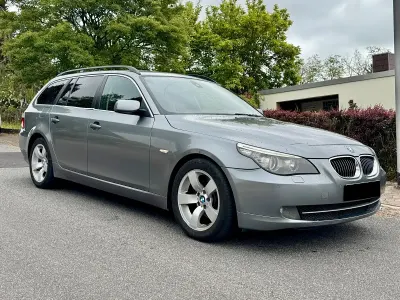 Gebraucht BMW 525 197 PS (144 kW) 2008 Grau Kombi