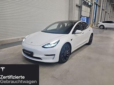 Weiß Gebraucht 2021 Tesla Model 3 Performance Limousine | 32.700 € (Teuer)