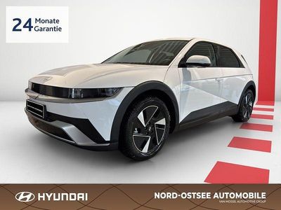 Abyss black / mic Gebraucht 2024 Hyundai Ioniq Techniq Kleinwagen | 38.990 €