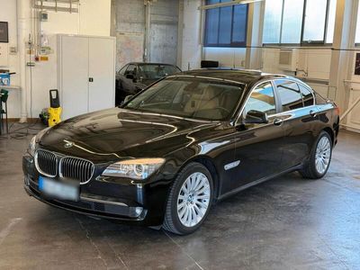 BMW 740