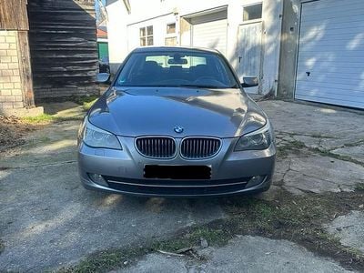 Gebraucht BMW 523 190 PS (139 kW) 2007 Grau Limousine