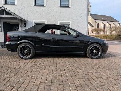 Gebraucht Opel Astra Cabriolet 150 PS (110 kW) 2002 Schwarz Cabrio